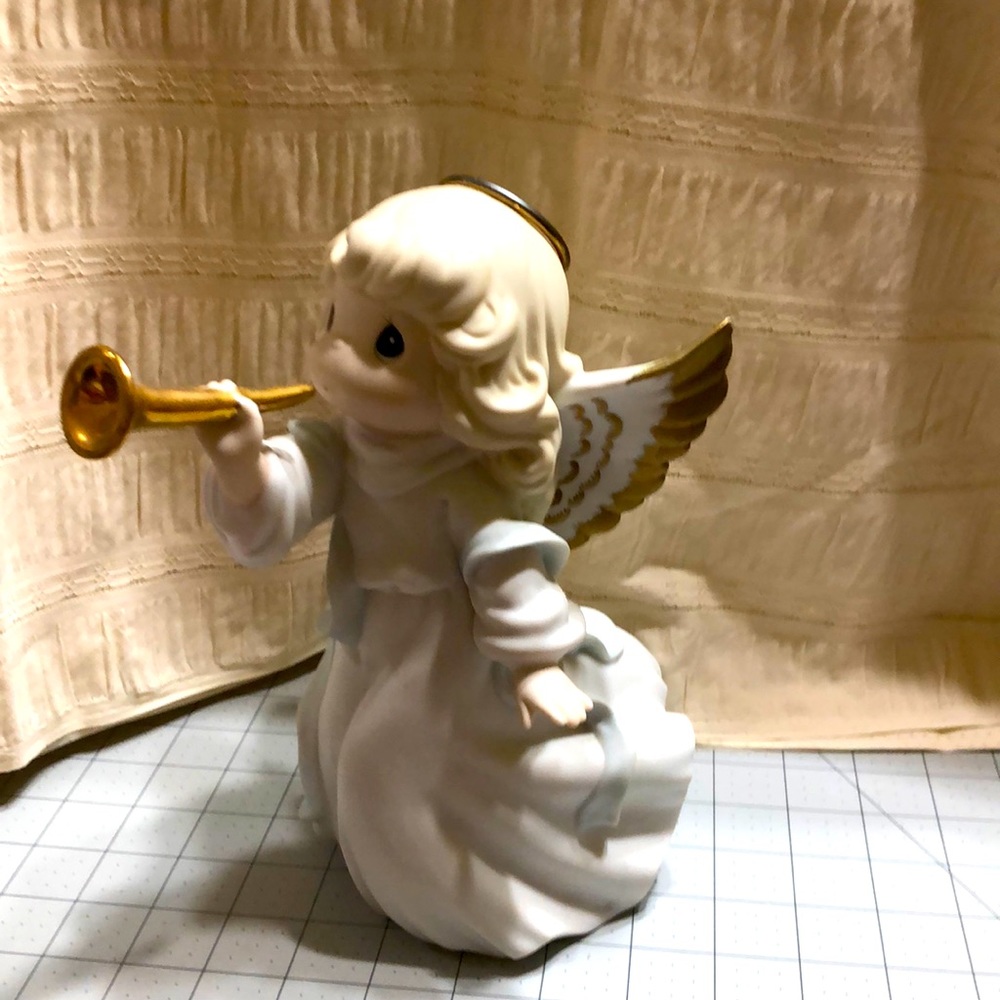 Precious Moments Angel blowing Trumpet 9”tall